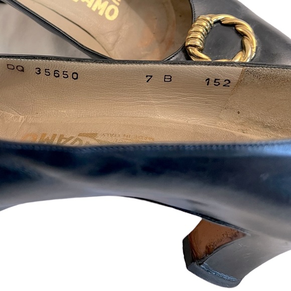 SALVATORE FERRAGAMO 90s Vintage Design Décolleté Shoes - Picture 6 of 10